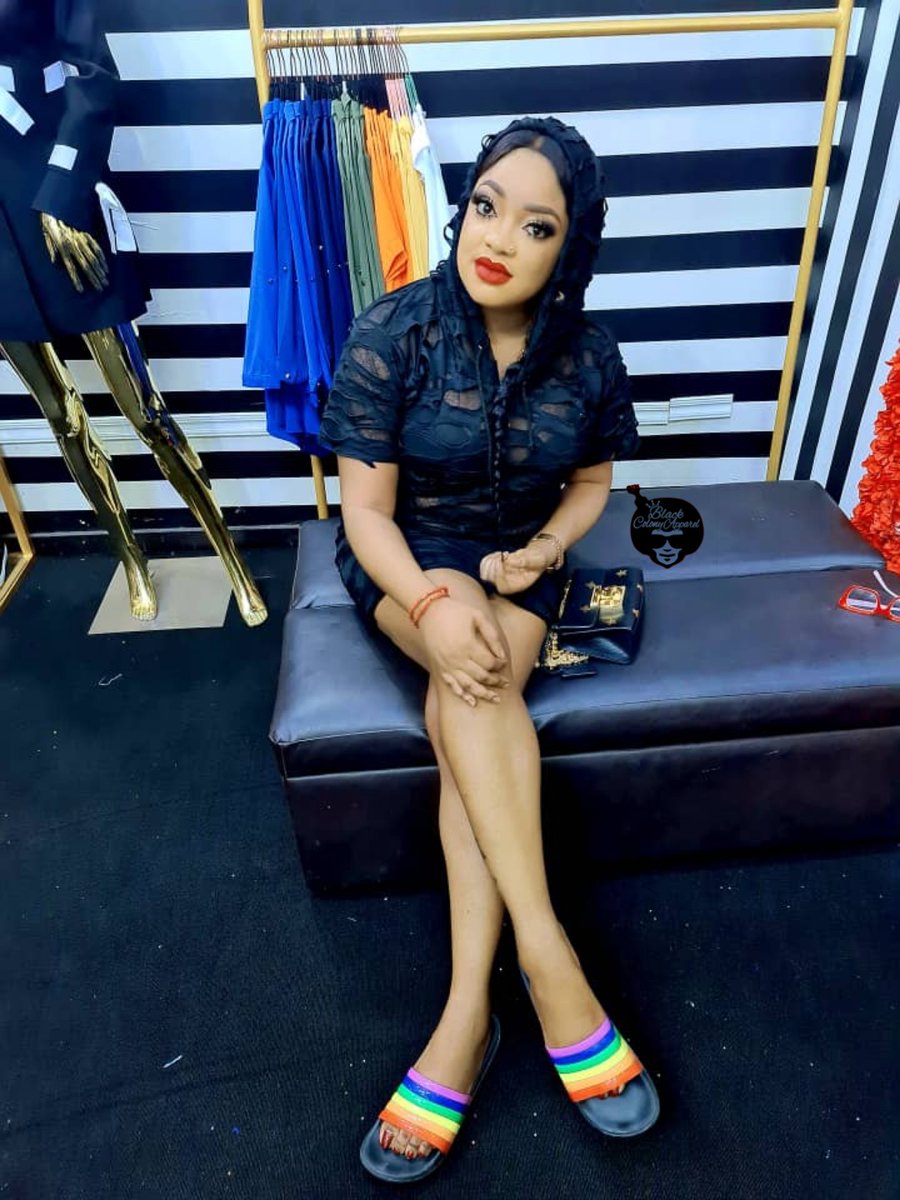 black_colony54's tweet photo. Shoutout to @sotayogaga for rocking #rippedhoodie x #dress  by Black Colony Apparel
Sizes: Xs,S,M,L and XL
Place ur orders via: WhatsApp +2348034744280 or DM📩.. 🚢: Shipping Worldwide🌎🌍 Charges Apply
Available in wholesale and retail
#ripped #hoodie #longtop #lace #longtshirt https://t.co/PMXxPjCFzb