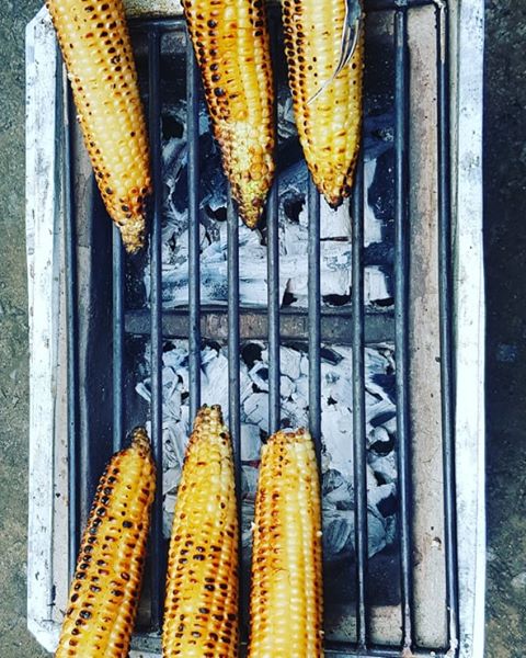 cookswelljikos's tweet photo. Thanks for sharing Faith - awesome photos of your new Cookswell energy saving Hibachi BBQ jiko in action FireFire

#roastmaize #roastgoat #mbuzichoma #hibachi #madeinkenya #roastplantains #buylocal #kenyancooking #cookstoves #cookingwithfire https://t.co/z6e0yVRdMR