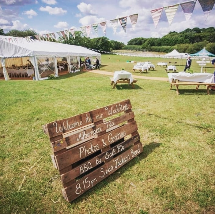 ChiqueMarquees's tweet photo. Looking back at some of the work we did last year, we enjoyed working with every single one of our clients, suppliers &amp; venues. 
2020 is obviously going to be very different but 2021 is going to be a brilliant year of celebrations.
#marqueeweddings #marqueehire #2021wedding https://t.co/VV2kCblIm6