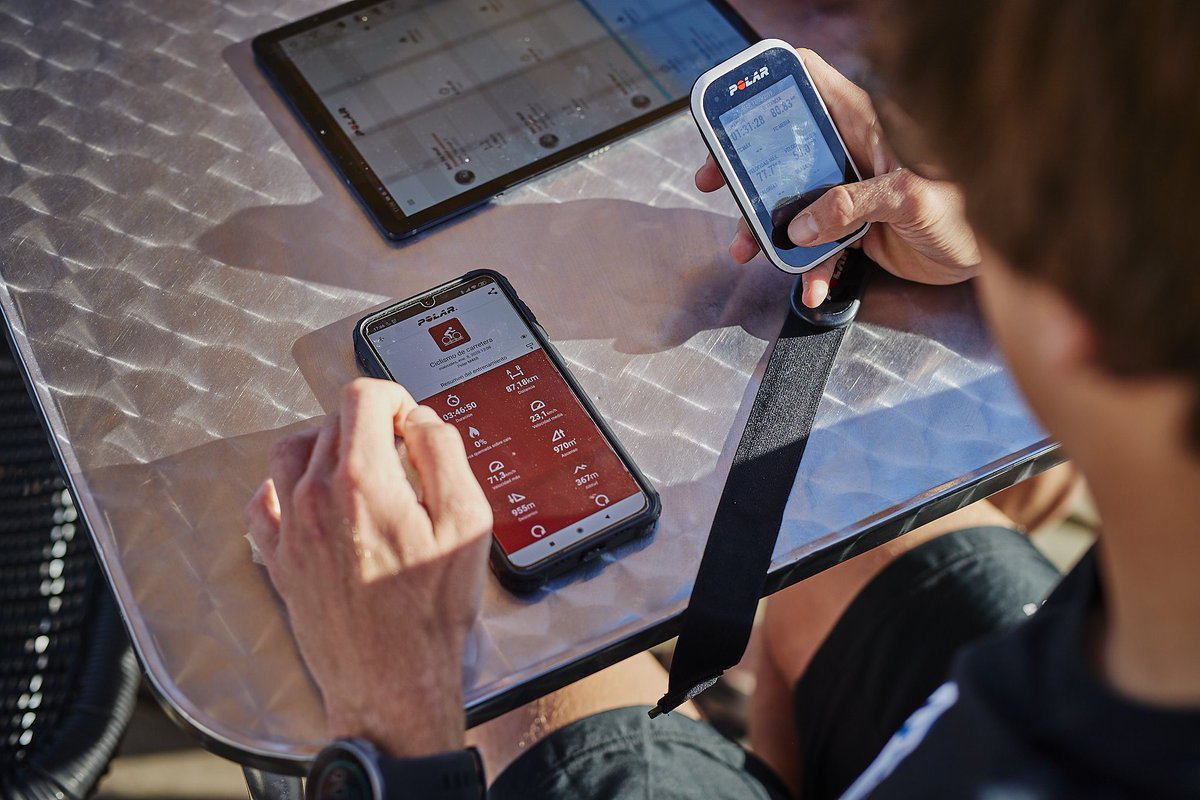 BianchiProTri's tweet photo. Crunching the numbers with @polarglobal #V650.
#triathlon #polar #bmcvifittri #swimbikerun #ride #cycling https://t.co/asfrstSbuo