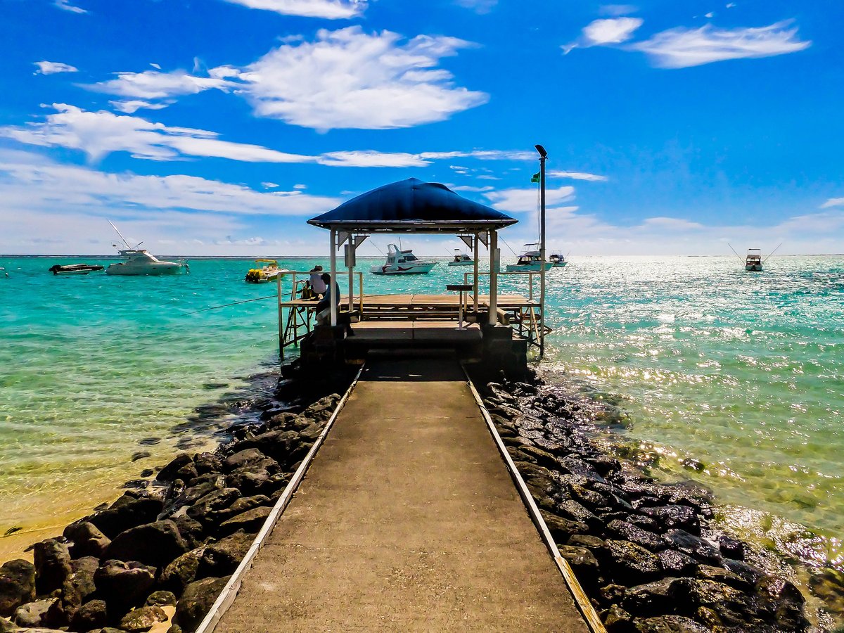 MauritiusGuide's tweet photo. Mauritius becomes the second Africa country to have declared Coronavirus-free status after 23 days with no new cases of covid19 on the Island 
#Covid_19 #coronavirus #mauritius #ilemaurice https://t.co/2A4Iu7syOf