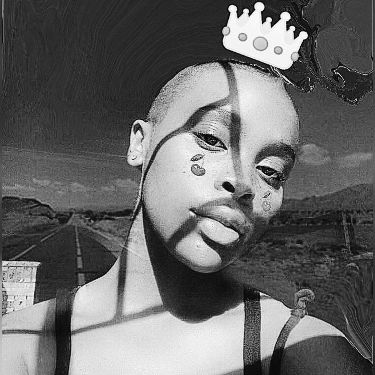 r_graphix's tweet photo. @OraSelamolela_
👩🎨
#artph #art #ink #pleinair
#LockdownArtChallenge
#artofquarantine #SkyRGraphix https://t.co/n165Kg7D7i
