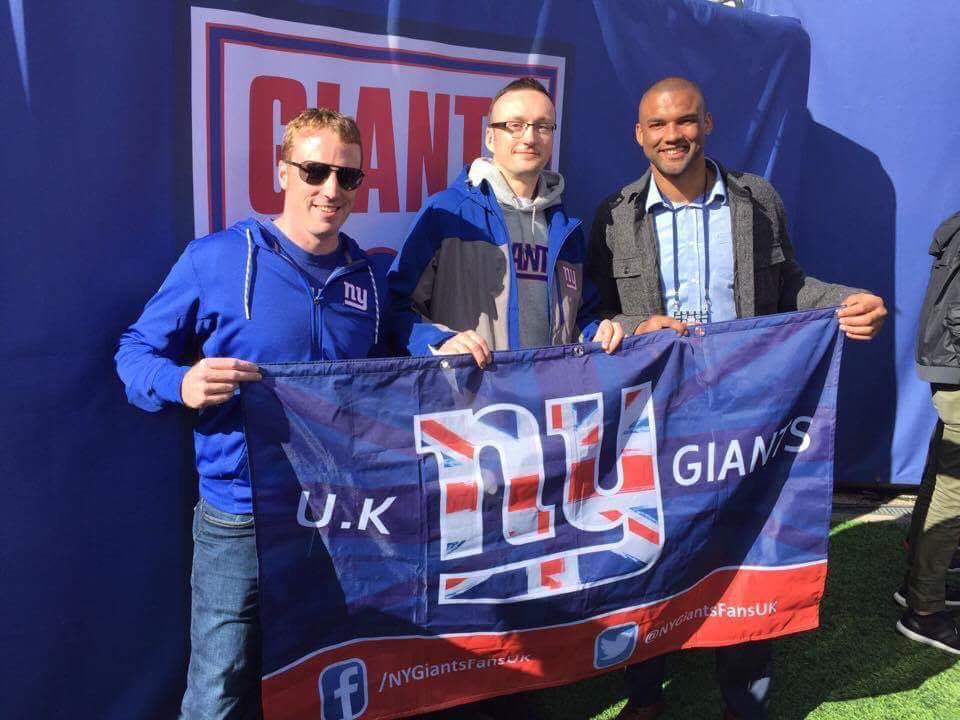 Iain_11's tweet photo. @GiantInsider #UKBuffoonCrew right here baby!  Been a #Giants fan 33 years and counting! #GiantsPride https://t.co/xJP9ONfkgY
