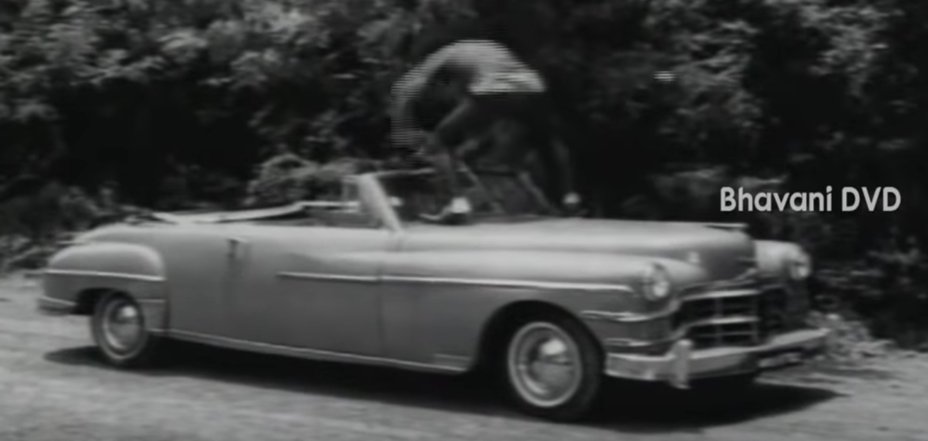 Vaade Veedu (1973), NTR's second collaboration with Krishnam Raju. Another rod movie but with an excellent specimen - a 1949 Chrysler New Yorker Highlander Convertible. That is almost 24 years difference between the movie and the car.