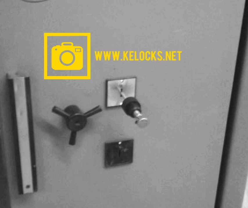 kelocks's tweet photo. A few Tann safes picked open and some with lost combinations #Tannsafe #lostsafekey #Tannsafe #lostkeys #safecracker #safeengineer #london #essex https://t.co/PJWkmsqBWF
