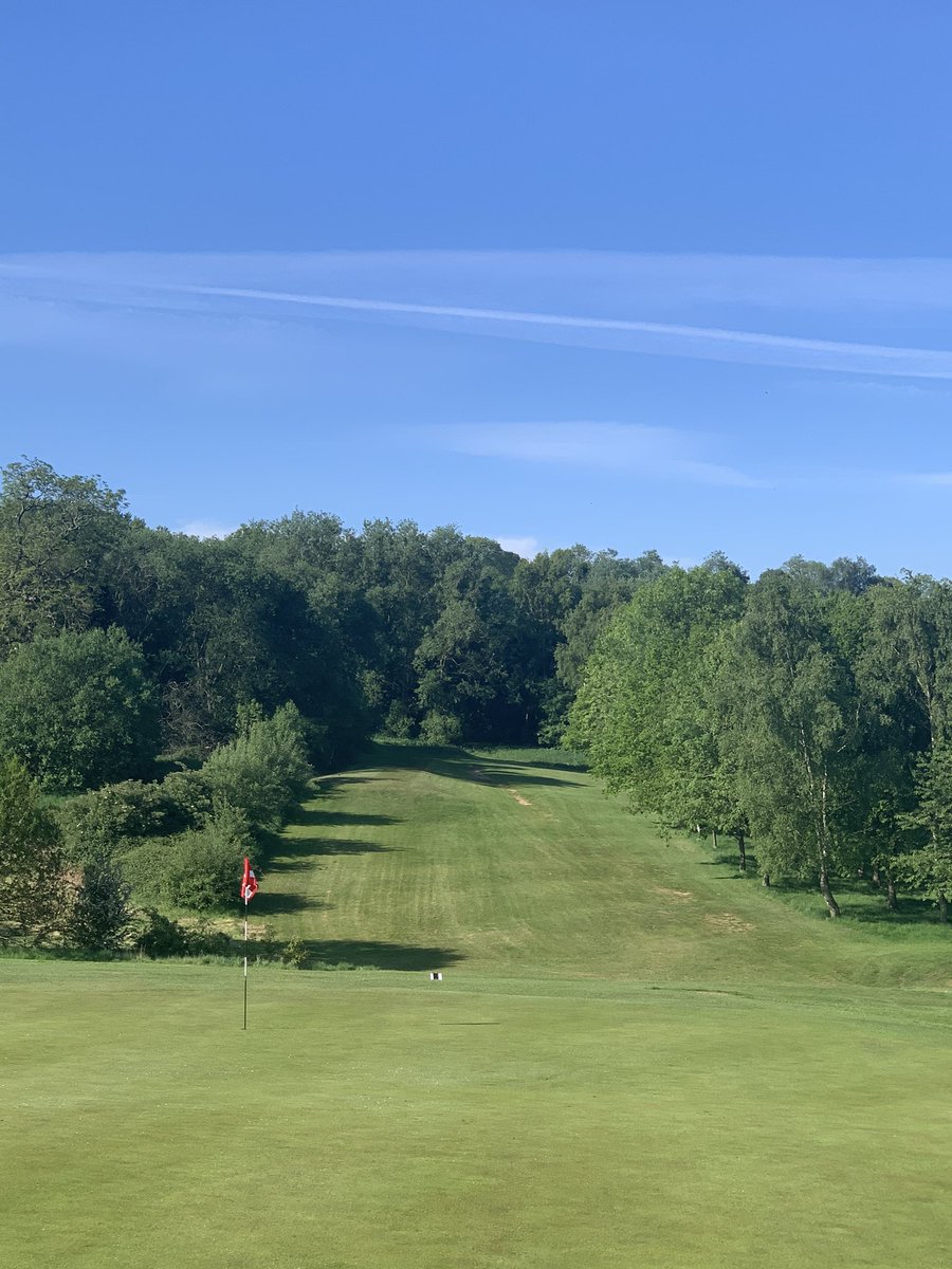 coldashbygc's tweet photo. Good morning golf fans. What a beautiful morning it is @coldashbygc We have tee times available from 1:00pm today for visitors. Please call the pro shop on 01604 740548. https://t.co/tHtSurVcB9