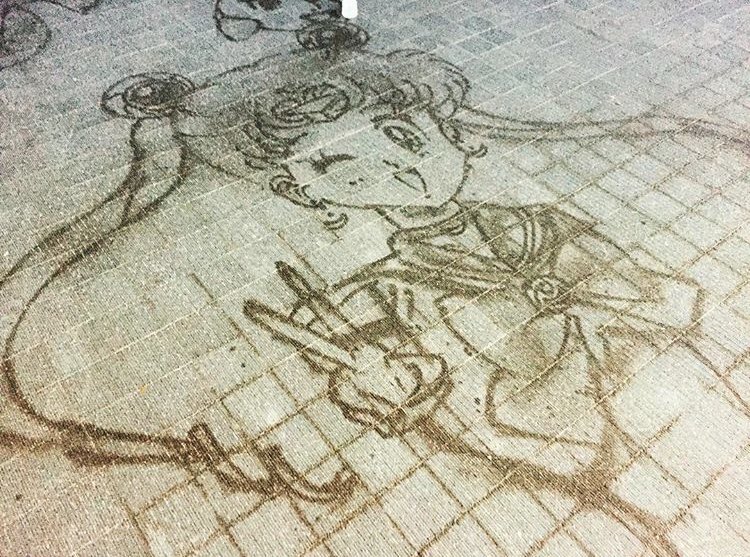 ウォーターアート 堀川玄太 ときわ公園 今 セーラームーンの絵が流行ってるから 前に描いたの載せよ みんなが真似して描いてる形ではないけど ウォーターアート堀川玄太 ウォーターアート Waterart 水 霧吹き ホウキ Sailormoonredraw ウォーターアート 堀川玄太 ときわ公園 今 セーラームーンの絵が流行ってるから 前に描いたの載せよ みんなが真似して描いてる形ではないけど ウォーターアート堀川玄太 ウォーターアート Waterart 水 霧吹き ホウキ Sailormoonredraw