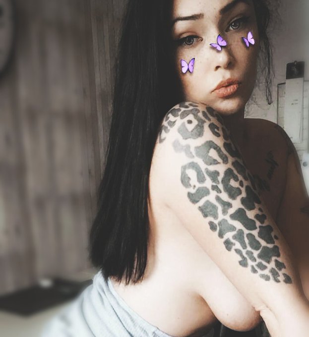 Good morning 😏 #leylacums #xxx #pornhub #leyla https://t.co/ezrm7yhNoK https://t.co/FXNXmg54fo<a href="/tag/leylacums"class="tags">#leylacums</a><a href="/tag/xxx"class="tags">#xxx</a><a href="/tag/pornhub"class="tags">#pornhub</a><a href="/tag/leyla"class="tags">#leyla</a>