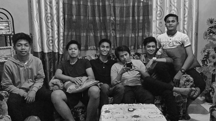 abdllhmtndng33's tweet photo. Not really new on twitter, I just donโt know how to use it lol. So to be more active, letโs throw it back with these peps. #JHSdays #MAFA #Strengthteam https://t.co/sg7Uc4hzxN