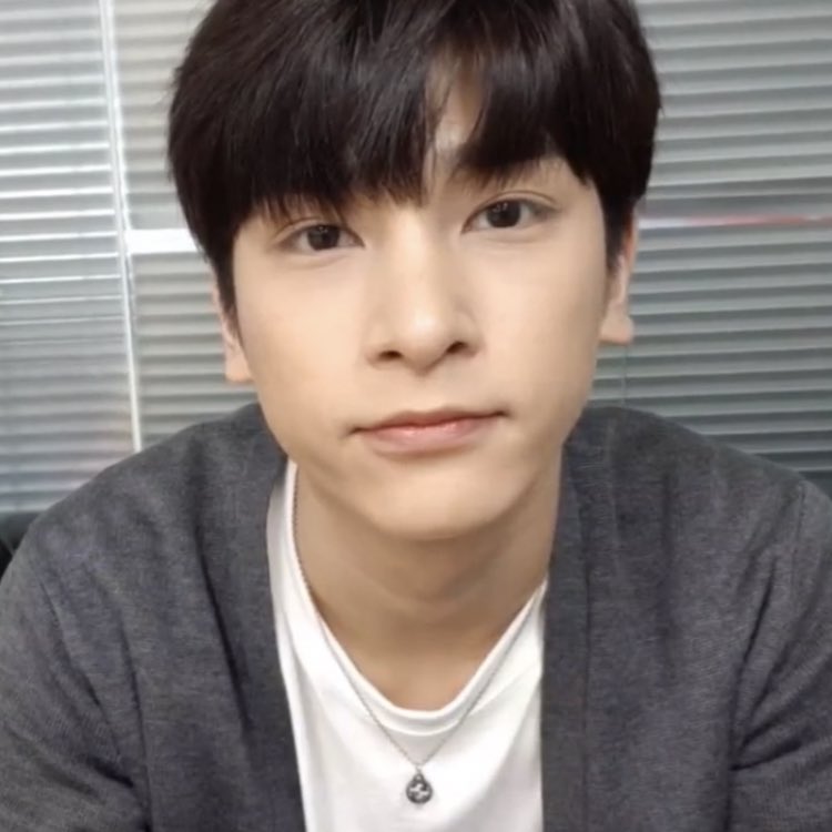 heureuxpuppy's tweet photo. 아기 https://t.co/4swaOvKLo4