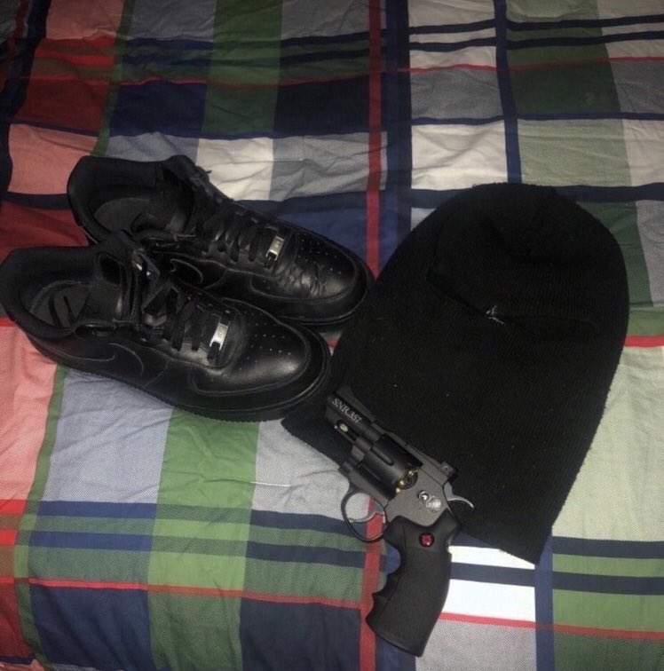 JOJO 🛸 tweet media