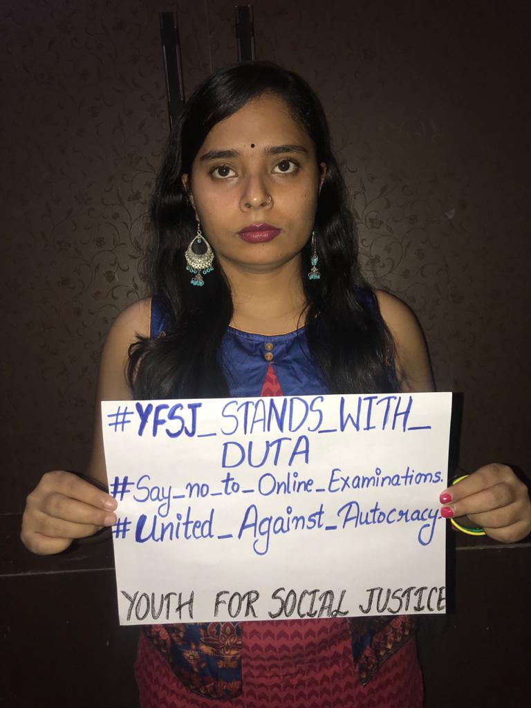 ranganancyYFSJ's tweet photo. #WE_ARE_STAND_WITH_DUTA
#ABOLISH_RIGHT_TO_EDUCATION
#WE_OPPOSE_THIS_AUTOCRACY
#YFSJ_AGAINST_ONLINE_EXAMINATIONS
@Vikasyfsj1992
@SurendraYFSJ
@DheerajYfsj
@deepanshu2sagar
@Sandeep_Chopra1
@manojbkamble
@Lakhan8489
@RamAhi1990
@ArvindKejriwal
@AdvRajendraPal
@ https://t.co/Hoj0wN0UQA