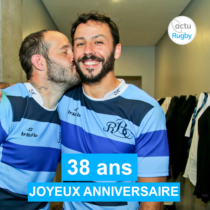 🏉🎂 On souhaite un JOYEUX ANNIVERSAIRE à Clément Poitrenaud 🍾🎉

#rugby #HappyBirthday #toulouse <a href="/ClemPoitrenaud/">Clement Poitrenaud</a>