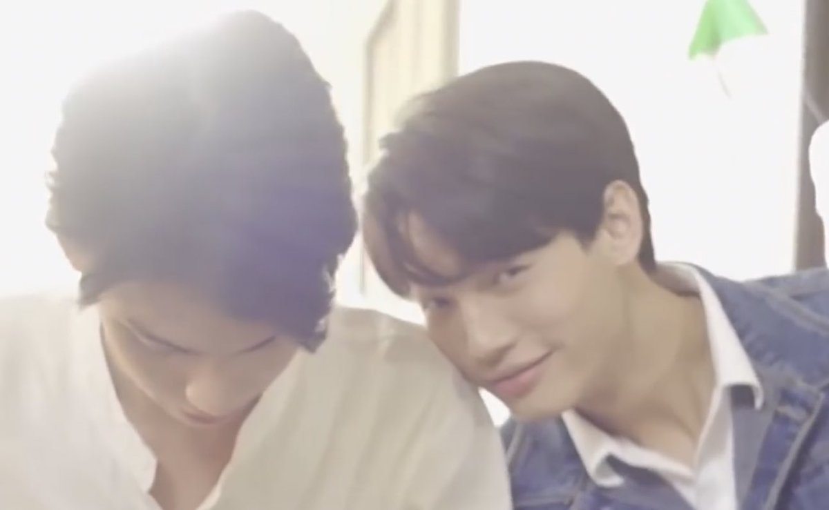 มะวิน🌈°•° tweet media