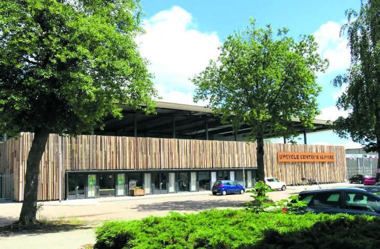 Gezocht🔎 Het Upcyclecentrum Almere is op zoek naar twee startende #circulaire #ondernemers. Ben jij of ken jij een ondernemer die een vliegende start wil maken met zijn of haar onderneming? Lees er hier meer over: buff.ly/2zGXgTV.