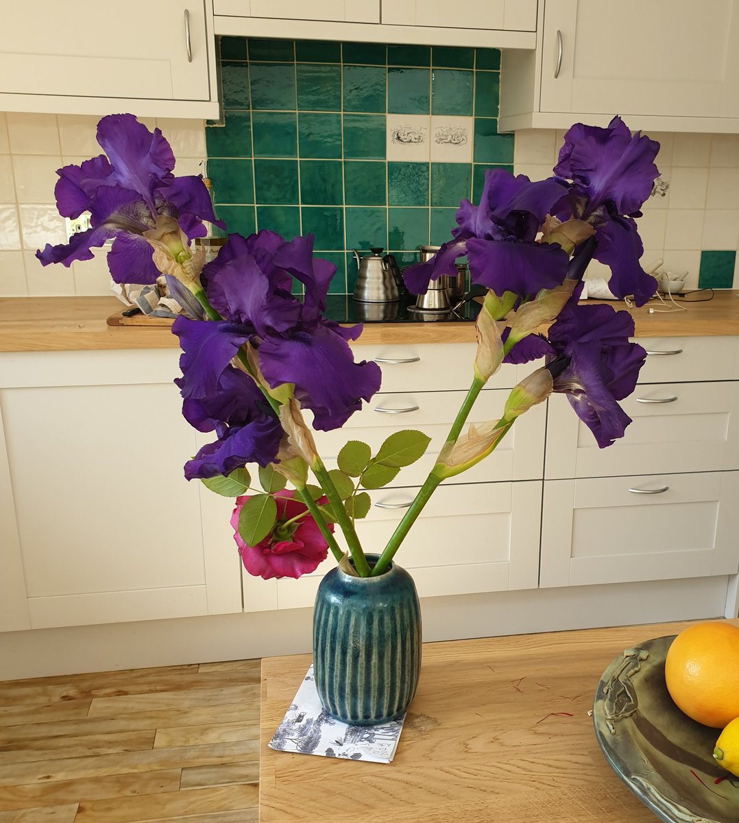 Chiswick Flower Market tweet media