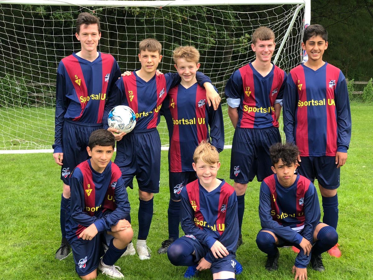 Hi All! Please like and retweet! <a href="/sportsaluk/">SPORTSAL UK</a> have challenged me to get 10000 likes on this post and they will give my sons football team free training T shirts! Please retweet and share! Help a grassroots team!
