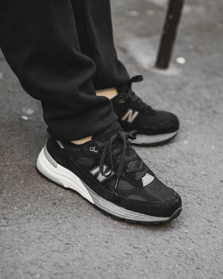 nb 200 classic black