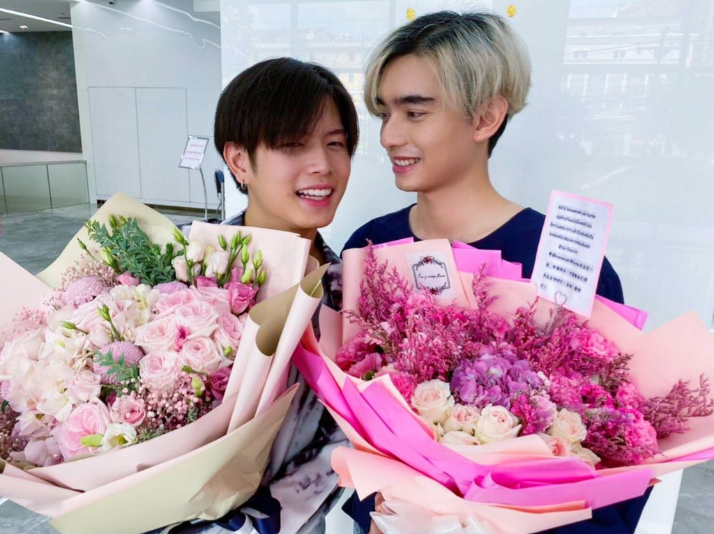 kaowgowithtur's tweet photo. 520快乐 wǔ èr líng kuài le 
สุขสันต์วัน520แด่ชาว #ก้าวไปกับเทอร์ ทุกๆคนนะคะ ♡

#ก้าวหน้าเทอร์โบ
#ก้าวไปกับเทอร์ 
#2YearstoForeverKB
#คนดีของก้าวหน้า 
#รักติดเทอร์โบ https://t.co/mubtUzorvN
