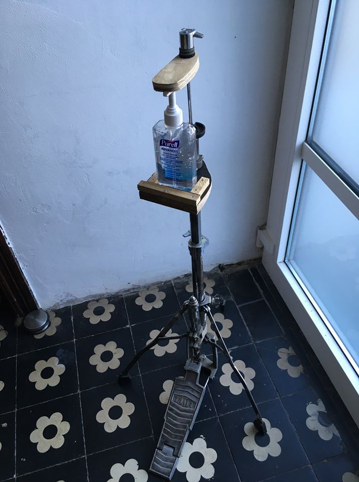 DEMOeurope's tweet photo. Demo manufactured a hydroalcoholic gel dispenser from recycled materials ! It will be installed in some of our infrastructures as soon as we reopen. https://t.co/1XyO5CpPOE