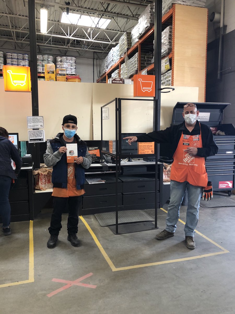 crlongstreet2's tweet photo. Tino receiving his Silver Award ! Nice job! https://t.co/PBKFN3YD6f