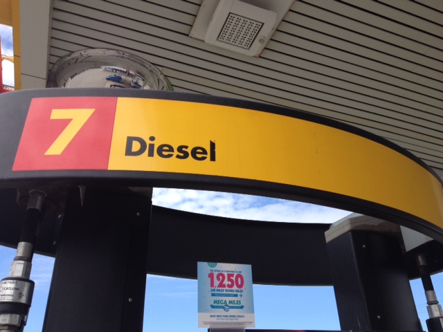 CHED880's tweet photo. At 8:03 @imboblayton has latest wholesale and retail gas and diesel prices. #Shell #Esso #Domo #FlyingJ #Costco #FasGas #Husky #Petrocan #CircleK #Safeway #Hughes https://t.co/nVUfPqb2PQ