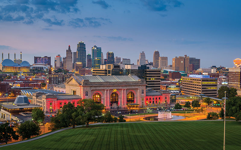 usavolleyball's tweet photo. Columbus and Kansas City have been selected to host 2021 USA Volleyball Girls 18s and Boys Junior National Championships, respectively.

Details | https://t.co/Ejm8QXDb4L https://t.co/LWjkY3qK5w