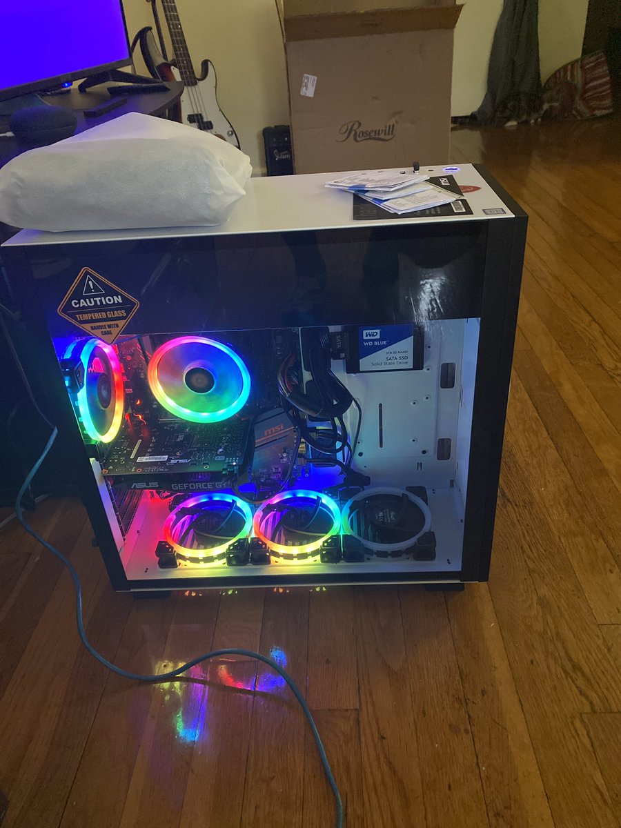 HalfMoonPCBuild's tweet image. Business is good.