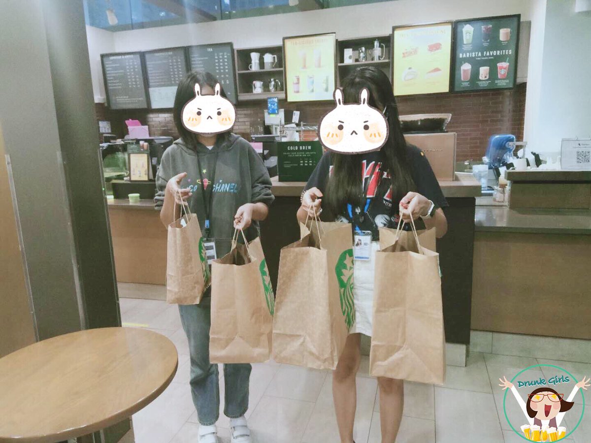 DrunkGirlsOfWin's tweet photo. Don't ask us why Starbucks doesn't have a cup set.
We got drunk at the latest. We got up at 6:00pm.
The zarf cover is sold out. https://t.co/by24xlXPCJ