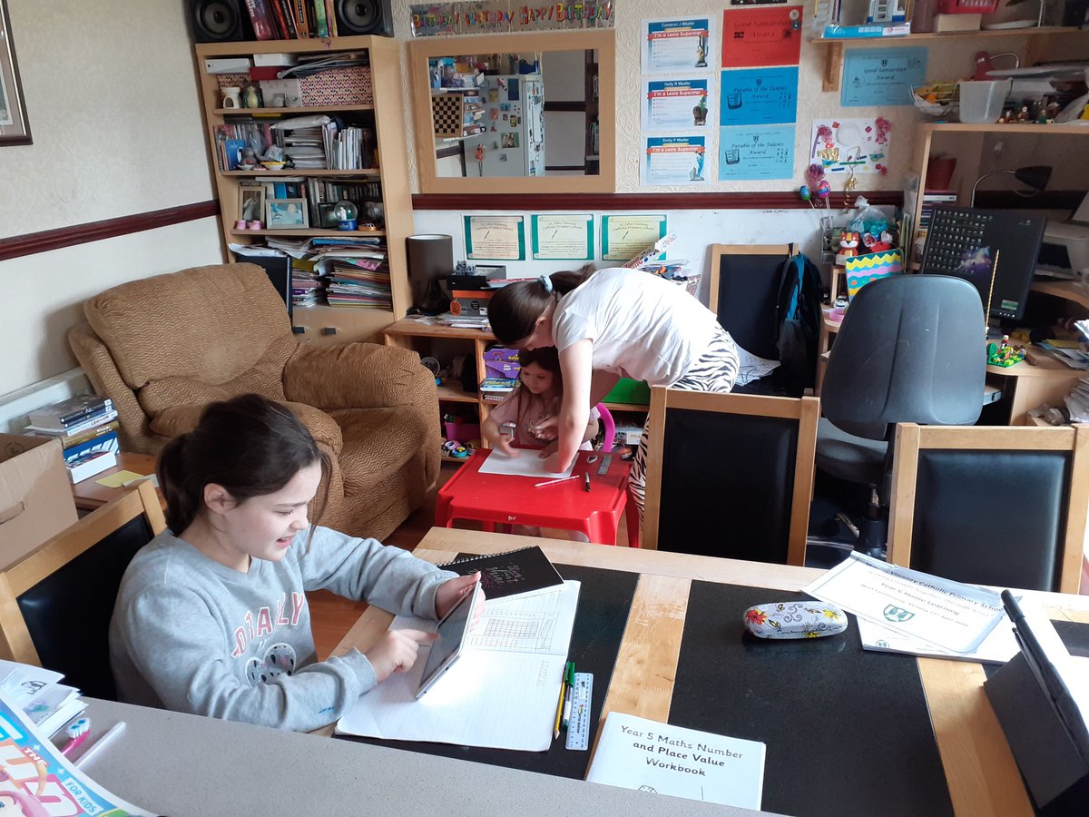 tracyw090's tweet photo. @sjvblackpool #SJVClass6B
Some things that Holly has been doing during lockdown. https://t.co/MzcXPIUXr5