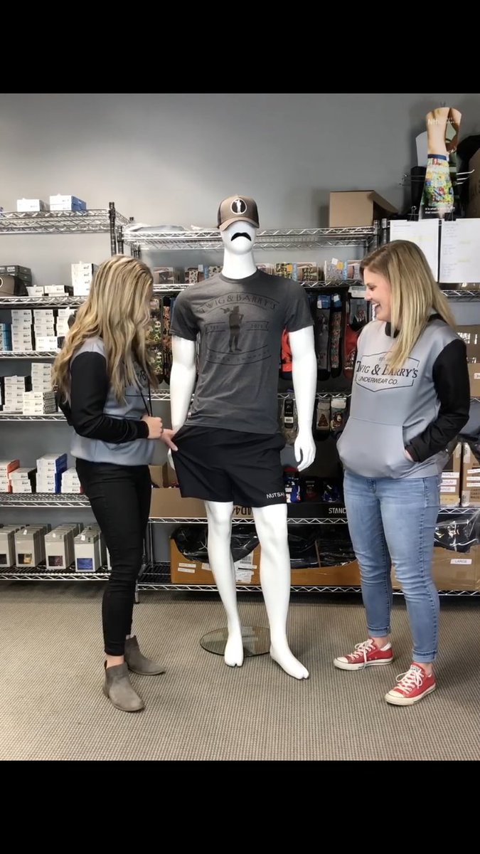 TwigandBarrysCA's tweet image. Want what Sven’s got?! 
Grab the Tee AND Shorts for $60! 
Light weight and perfect fit!

Shop with Promo Code: Carter60 at twigandbarrys.ca/collections/tw…

#readyforsummer #mensapparel #essentialsforhim #moderndaycaveman #summerready