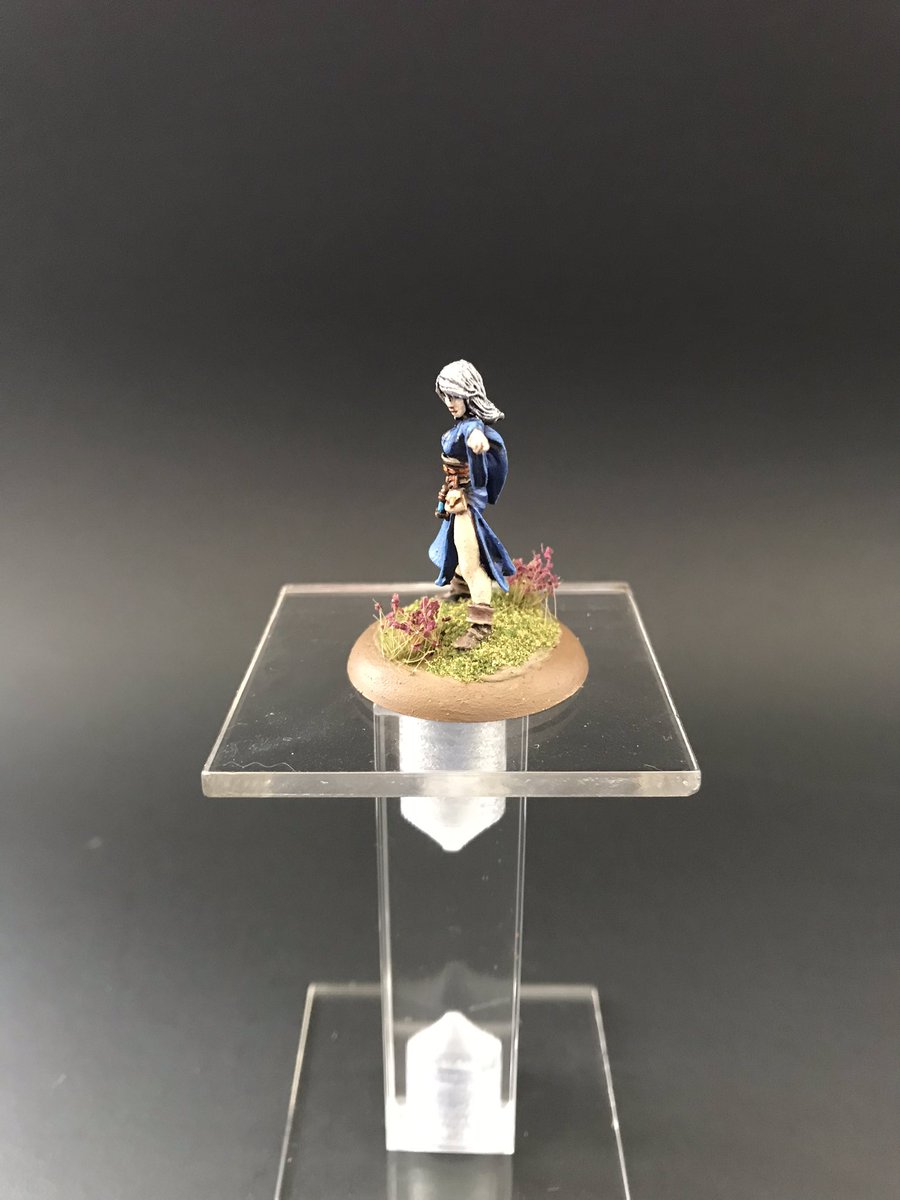 Travis_Fauber's tweet photo. I finished up my daughter’s D&D character for her. The piece is from @reapermini & is called #Juliette #Wizard SKU #03547. The single flyer riser is from @AxeNshield. #ttrpg #rpg #dnd #dbd5e #dungeonsanddragons #miniature #painting #art #goblinpaint #fun https://t.co/YNCyCNqK9r