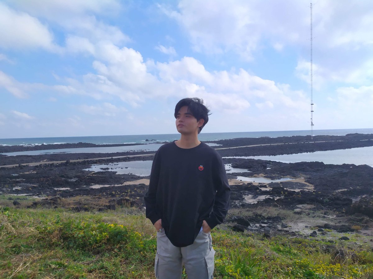 sejun at the beach @SB19OfficialSB19 BILLBOARD DOMINATION  #SB19JOSH_MENPA