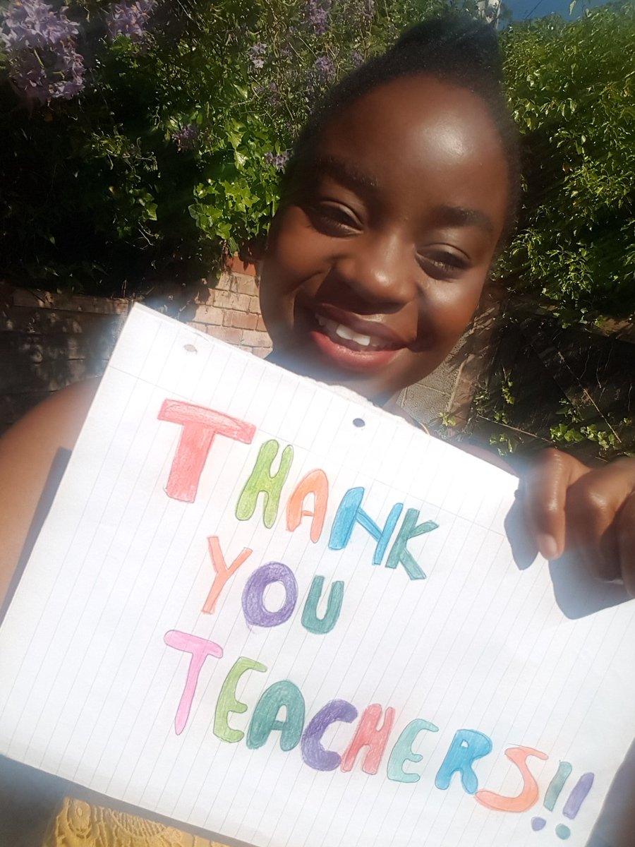 ashleypearce84's tweet photo. North of the river Cllrs @AdeleCaversham &amp; @AyoCaversham
wanted to say a special Thank you to all teachers there, so I joined them! 
@HighdownSchool @St_Annes_School @TheHillPrimSch @CavPriSchool @StMartinsSchoo2 @EmmerGreenPTFA @theheightshead @ThamesideSch 
#thankateacherday https://t.co/qRJExaYG5H