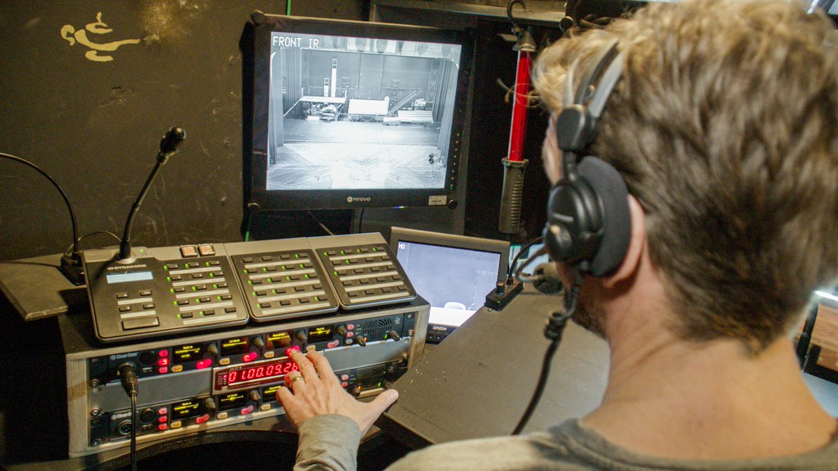 4BroadcastNews's tweet photo. Neue Flora relies on .@clearcomsystem digital wireless solutions

https://t.co/oTXdGsgcyT

#digital #intercom #HelixNet https://t.co/Mx8iIBuen8
