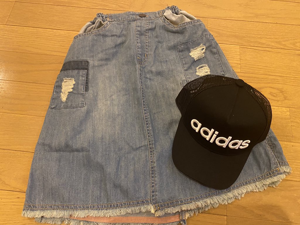 makiminimal's tweet photo. 娘の洋服、たまには少しシンプルに...。https://t.co/Lz4BnoBX4oの「BREZEE」の服が好きでよく買います。最近はスポーツブランドが好きで「adidas」「チャンピオン」等を合わせたり。お洒落ってなんだか楽しい。

#brezee
#fokids
#foiternational https://t.co/7ydDntfnz5