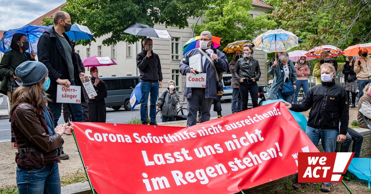 .<a href="/peteraltmaier/">Peter Altmaier</a> <a href="/OlafScholz/">Olaf Scholz</a> Lassen Sie uns nicht im Regen stehen! Bund und Länder müssen #Soforthilfen für #Soloselbständige und #Künstler*innen ändern: Sie sollen auch für den eigenen Lebensunterhalt eingesetzt werden dürfen! <a href="/a_pinkwart/">Andreas Pinkwart</a> <a href="/KristinaVogt_HB/">Kristina Vogt</a>