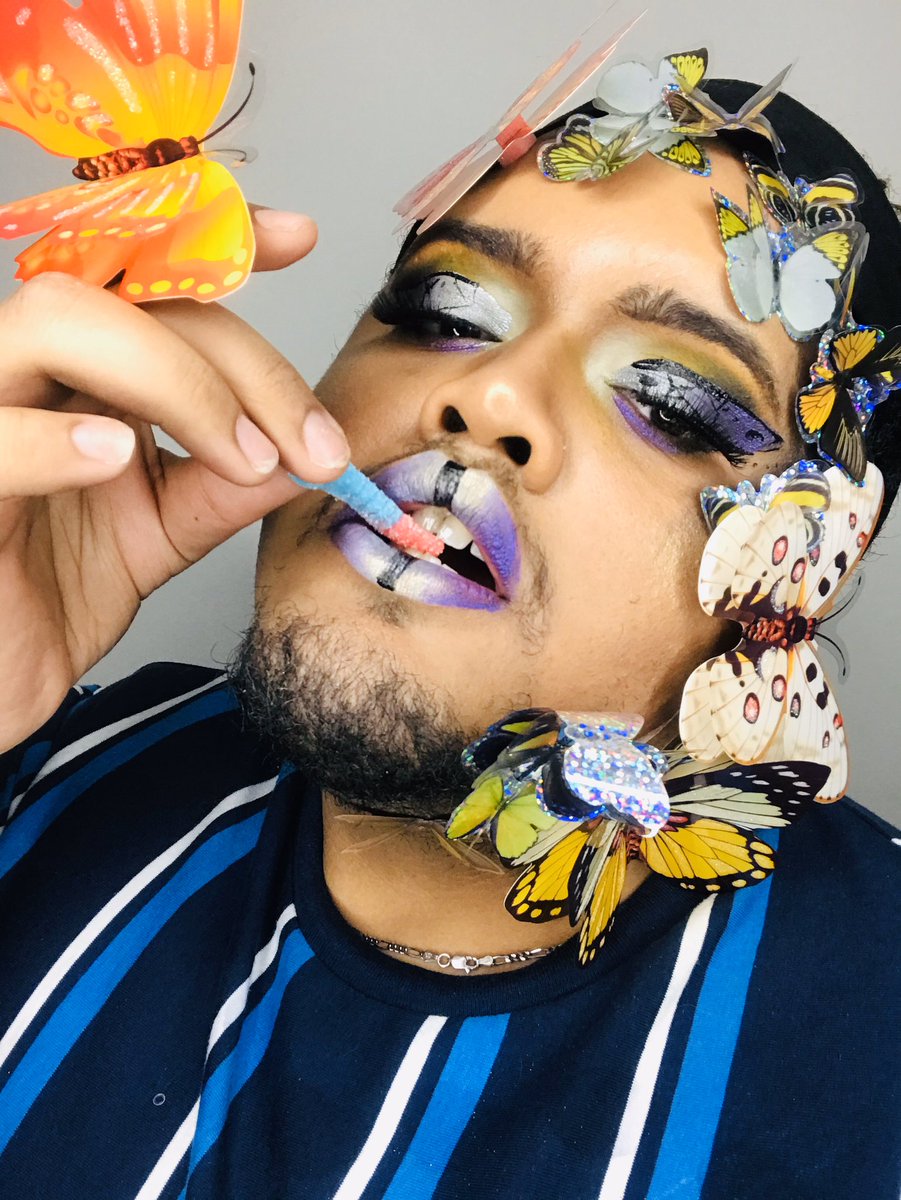 Chiche0590's tweet photo. #jamescharles  #jamescharlespallete #art #makeup #makeupart #artist #colors #morphe #morphebrushes #brushes https://t.co/4Ttfmyefu7