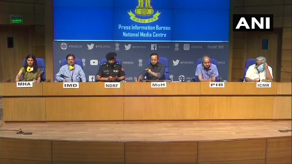 #WATCH live via ANI FB: NDRF, IMD, Ministry of Health, ICMR, Ministry of Home Affairs brief media on #COVID19 and #SuperCycloneAmphan 
facebook.com/ANINEWS.IN/