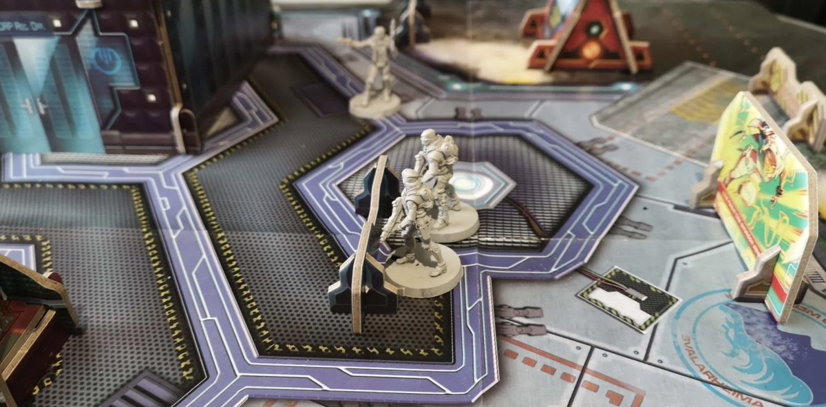 InfinityTheGame's tweet image. &apos;Infinity CodeOne Operation Kaldstrom Preview Tabletop&apos;       
In this article, Andy &apos;Riker&apos; Roo takes a quick look at CodeOne and talk about the #OPKaldstrom boxed set.

📙 bit.ly/2ylKLg8

@StealthBuda @TechRaptr #Tabletop #wargame #miniatures #Army #infinitycodeone