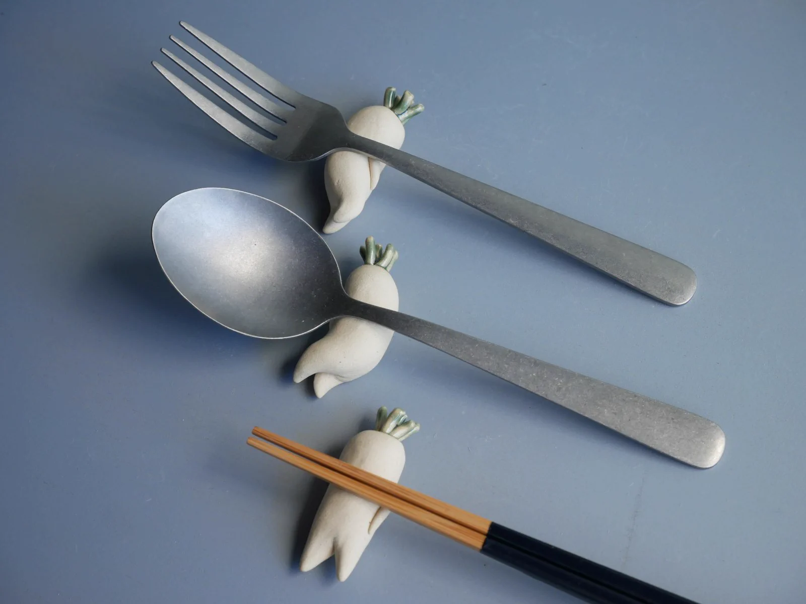 見方を変えたらマンドラゴラ！？形がバラバラな陶芸だいこんが可愛いｗｗ