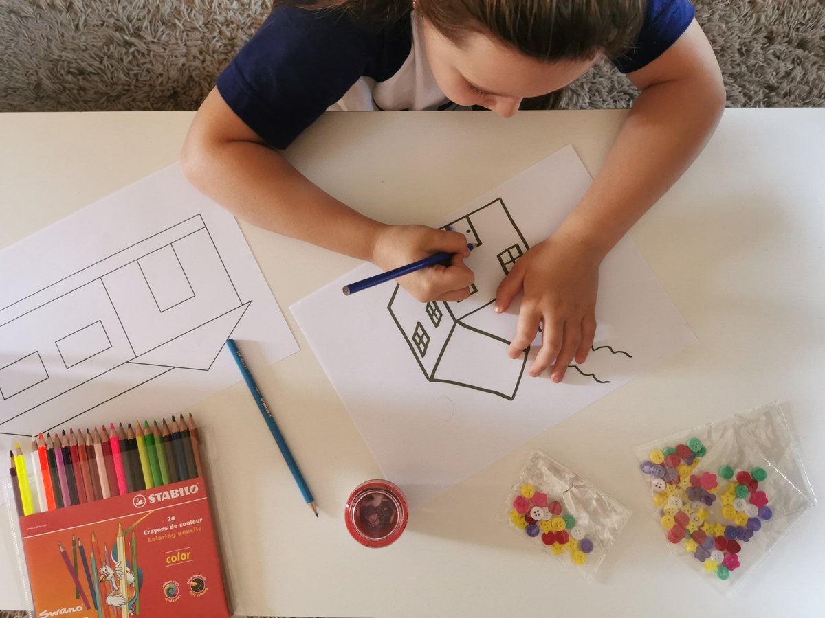 milimlkva's tweet photo. Using everyday objects to make a house 🏡😊 #homelearning #art #cereals #buttons @cashprimary https://t.co/q9UDs32PAK