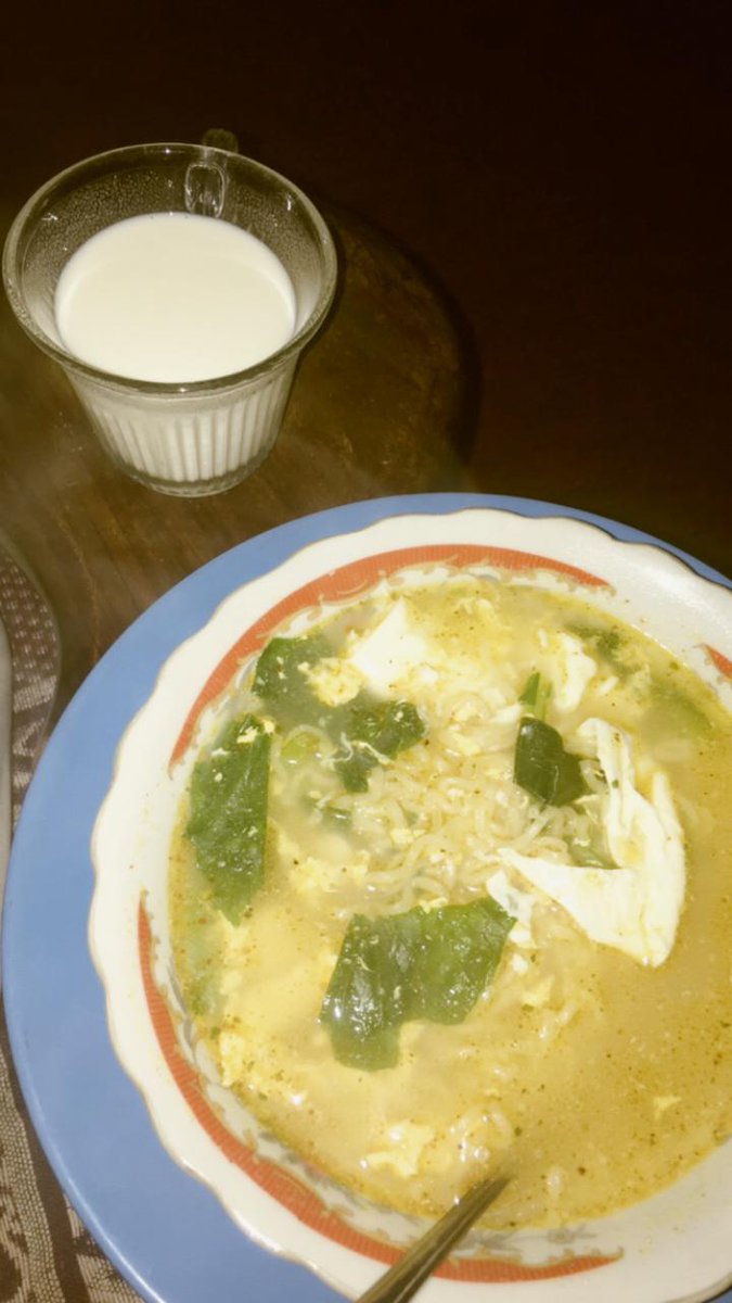 wnterb3ar's tweet photo. @athafredlla @imyejitwt mie sm susu aj dah. kaga ad duit gw https://t.co/NPuQRyagnN