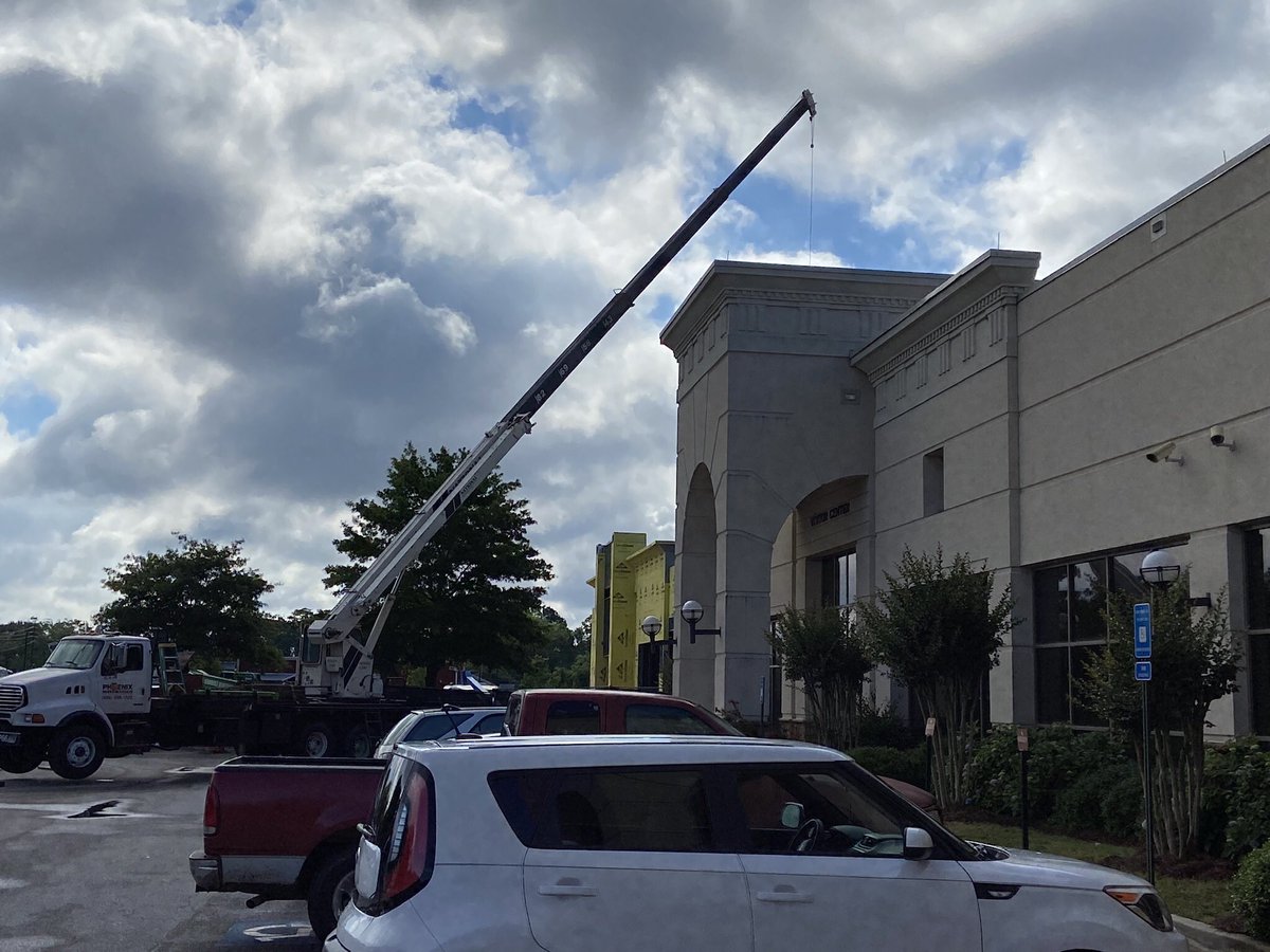 JMichaelBrewer's tweet photo. Construction is moving along quickly at the new east wing extension. Lots of trucks in yesterday delivering sheet rock palettes and now a crane is picking them up and moving them inside. Both building projects are moving right along. https://t.co/SPDCANbmso