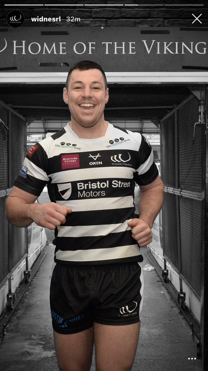 Today’s wallpaper Wednesday @KennyBaker_13 look at the lad 🔥