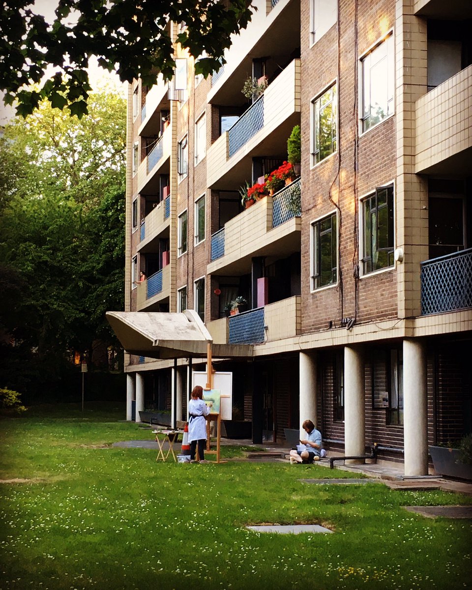 Grayson Perry tweet media