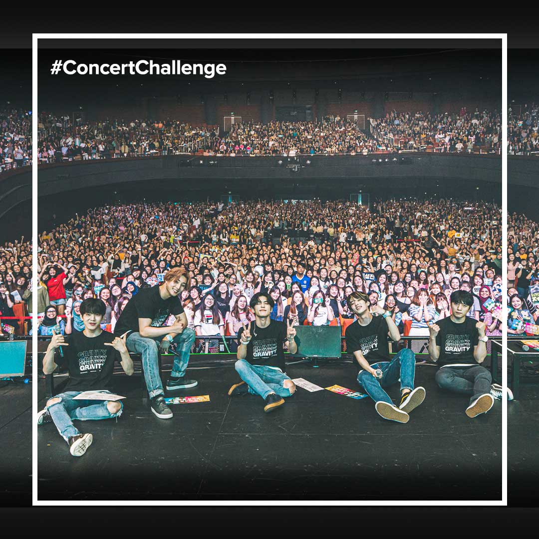 OneProductionSG's tweet photo. Were you one of them who attended #DAY6 &amp; #ITZY debut shows in Singapore? We sure have a rocking and fun night with them, how bout you? 🤟🤟

#throwback #concertchallenge #oneproductionsg #livenationsg https://t.co/bzaBdkfIqr