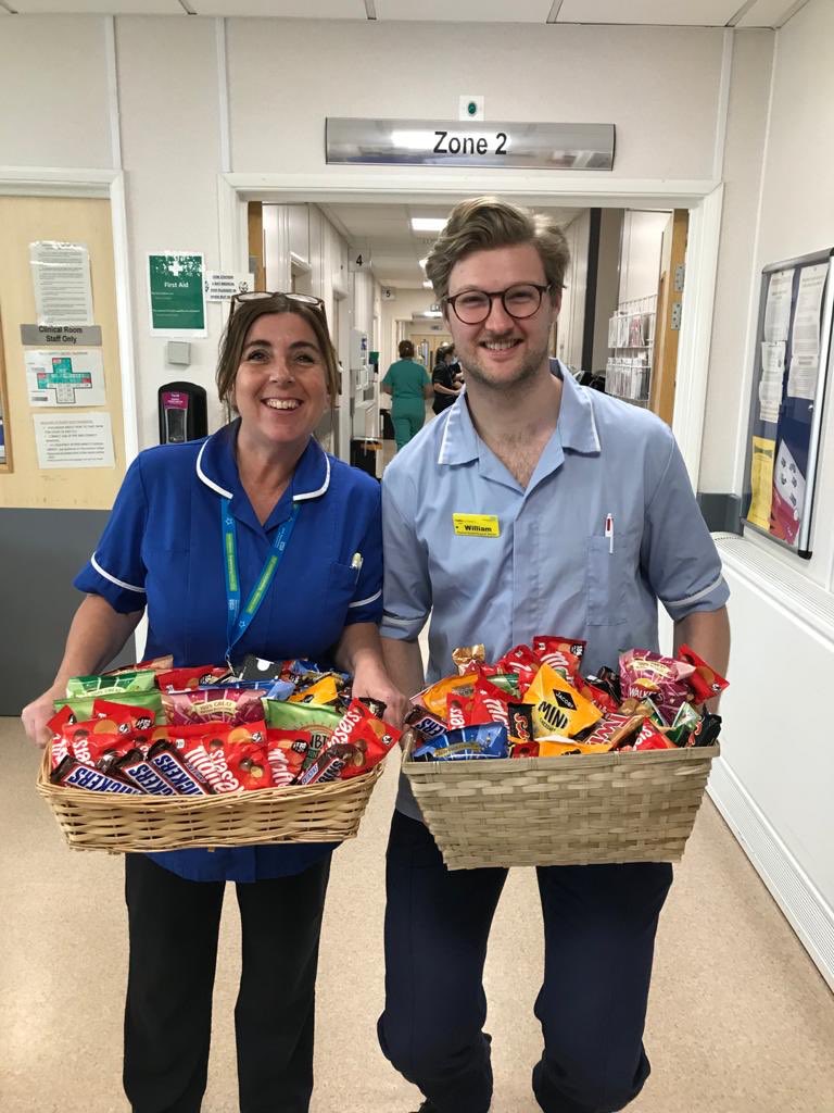 ellienorrington's tweet photo. Big thanks to the Millpool Pub in Coventry for these treats! As you can tell by the faces, the team are delighted ☺️ https://t.co/rEhWhpwyqY