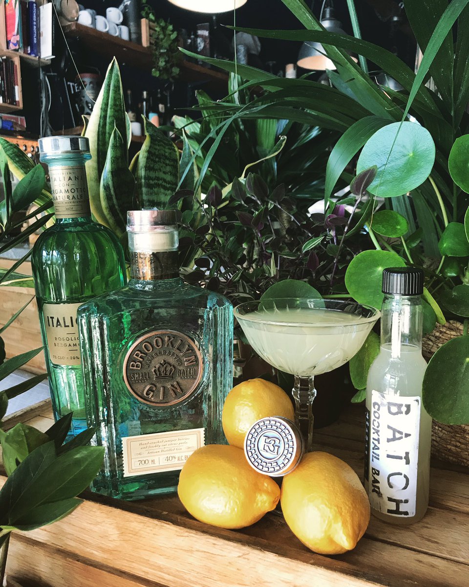 Shout out to <a href="/BrooklynGin/">Brooklyn Gin</a> and @j2ivera for supporting us with stock!
Hump day cocktail? Peckham Calling is perfect for this weather fresh citrus forward cocktail. Available from the BATCH HATCH, @ubereats, &amp; @deliveroo from 16:00.
#peckhamtakeaway #takeawaycocktials <a href="/BatchBar/">Batch Bar Peckham</a>