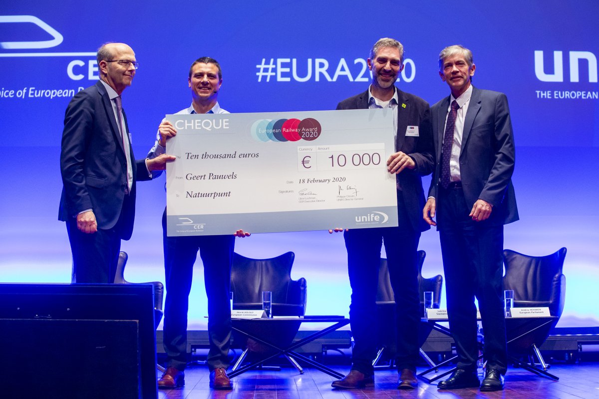 LineasForce's tweet photo. 3 months ago, Lineas won #EURA2020 and donated the prize money to @Natuurpunt. They will use it to plan 10,000 m2 of trees! Proud to see that our efforts to bring change aren't only limited to transport, but also lead to more biodiversity and less CO2! https://t.co/3wPw6KWElu https://t.co/mwB1Jxhqbe